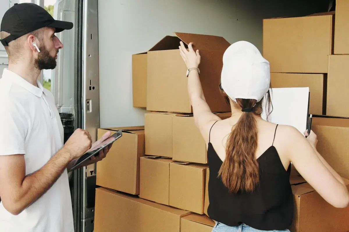 Checking cartons against a packing list before dispatch